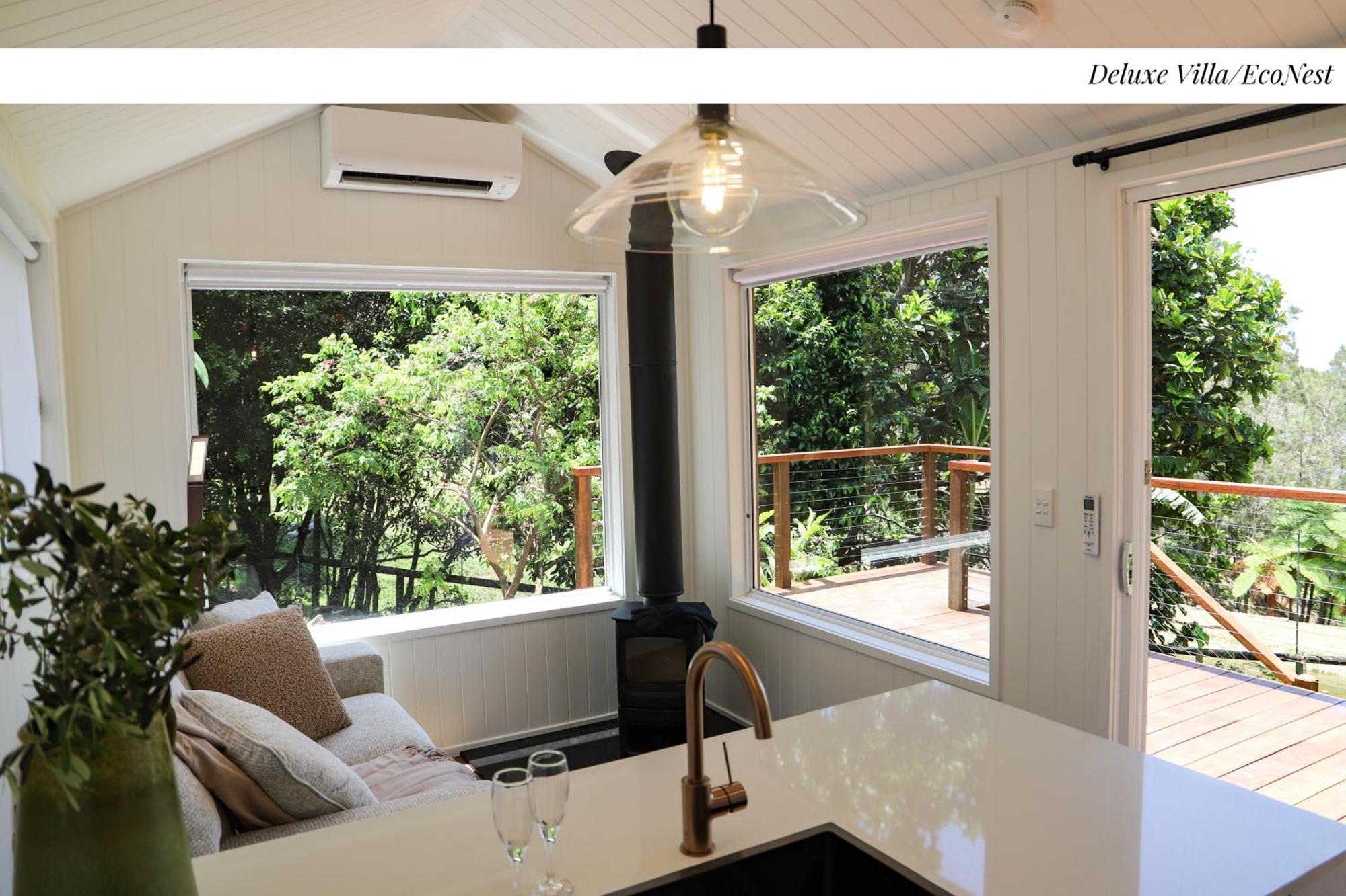 Apartment Rainforest Gardens - Luxury Hillside With Views To Bay & Islands